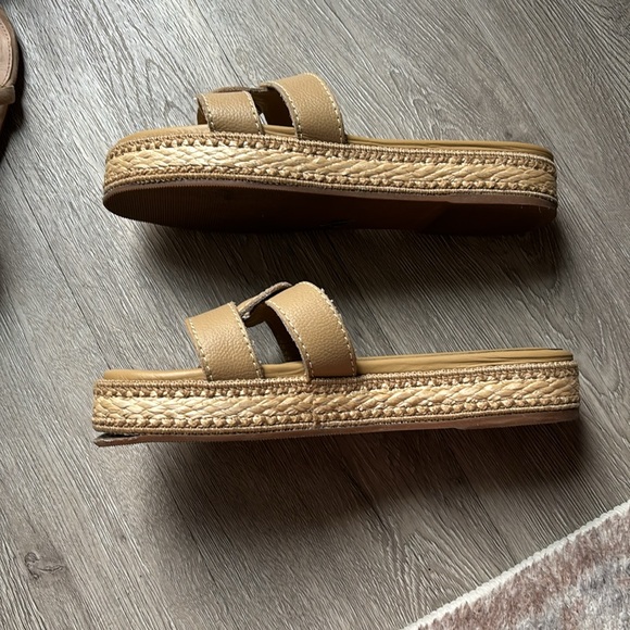 KAANAS - Picture 2 of 4